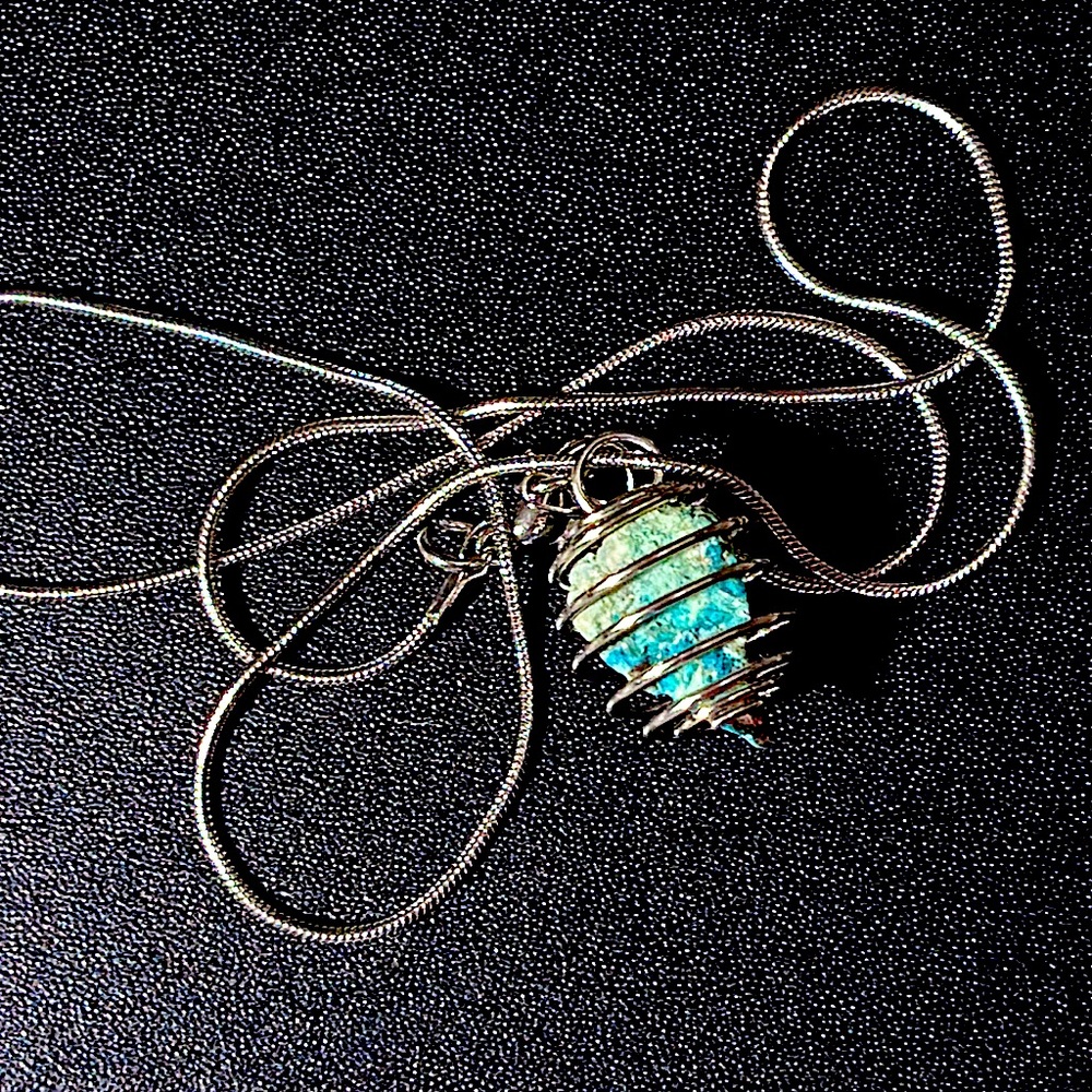 💙 BOGO 💙 Rough Caged Authentic Chrysocolla w/ Chain